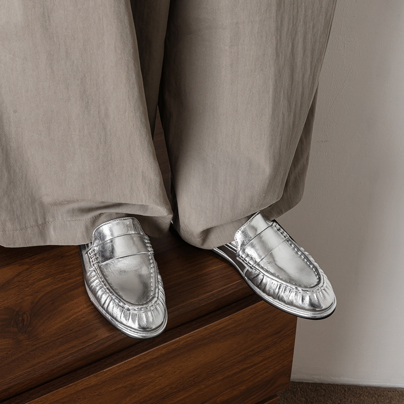 Embroidery Flat Shoes - Sepatu Loafer Wanita Kulit Asli Klasik