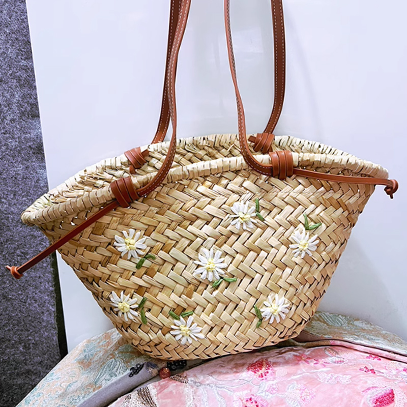 Tas Selempang Wanita Anyaman J - Embroidery Bali ulasan dan harga