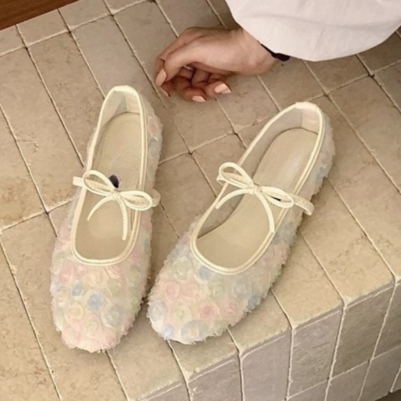 Sepatu Mary Jane Jala Mawar Ci - Embroidery Flat Shoes ulasan dan harga