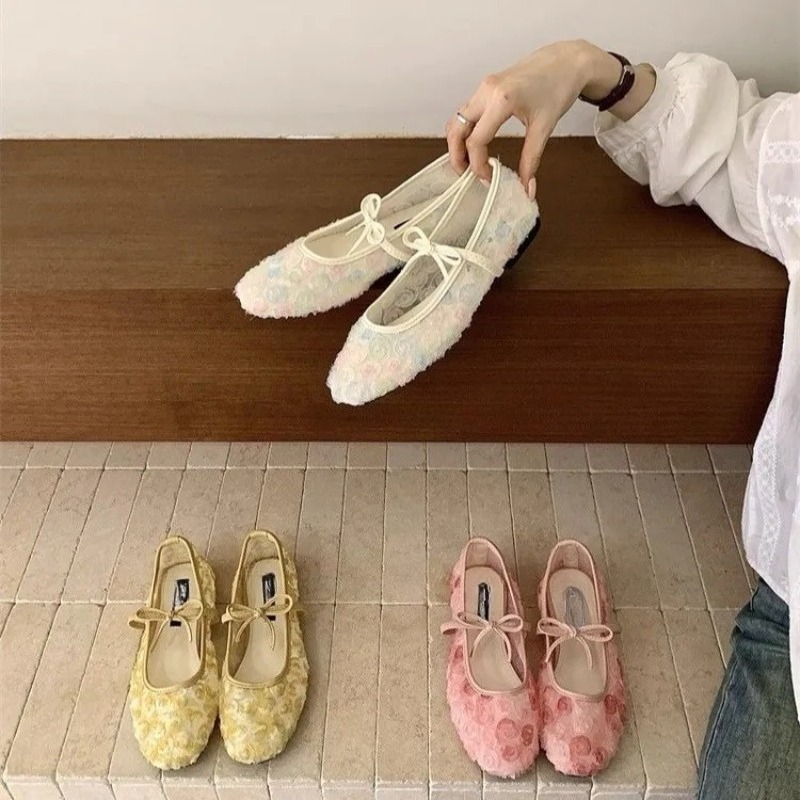 Sepatu Mary Jane Jala Mawar Ci - Embroidery Flat Shoes ulasan dan harga