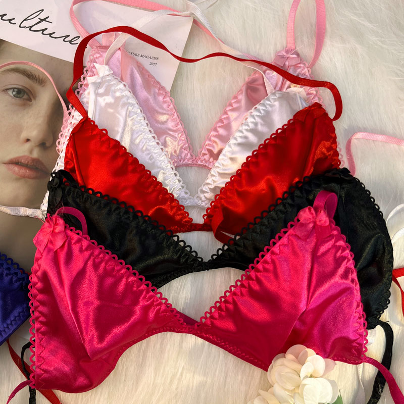 Set Bra Segitiga dan G-string  - Embroidery Underwear ulasan dan harga